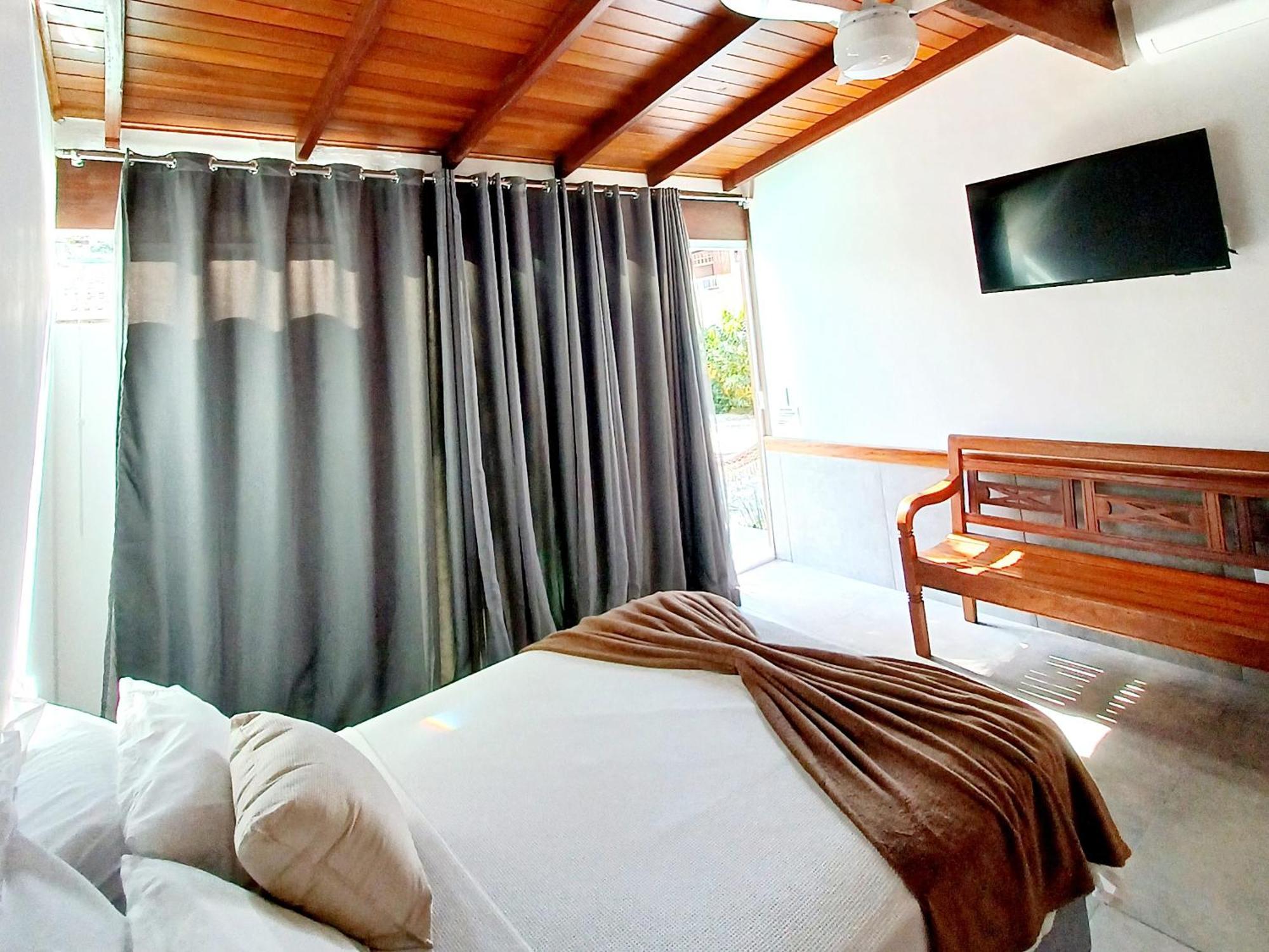 Suites Estou De Ferias Araquari Szoba fotó
